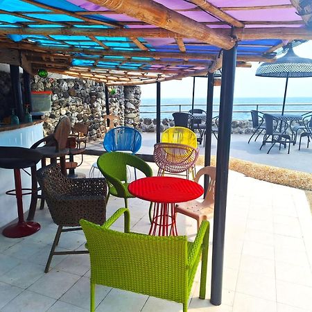 Utopia Island Resort Batangas Extérieur photo