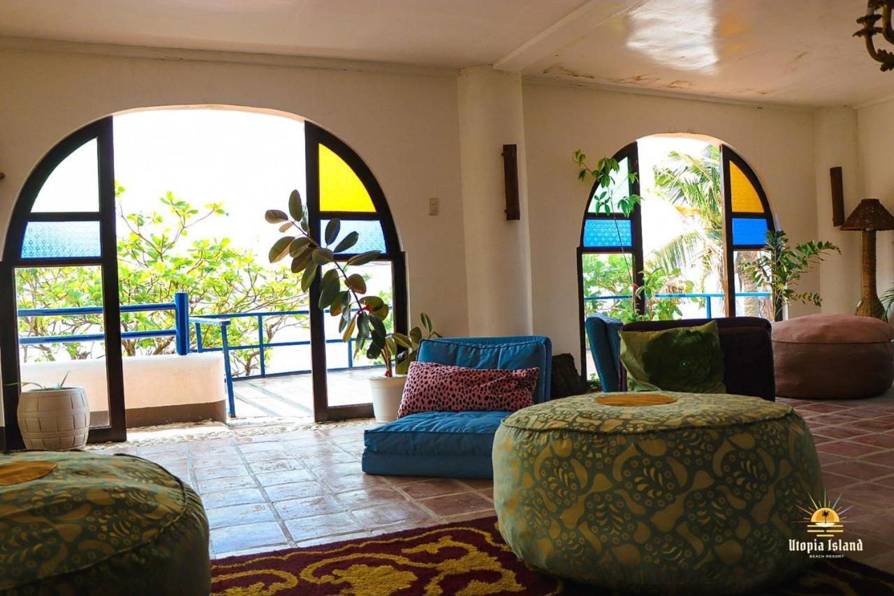 Utopia Island Resort Batangas Extérieur photo