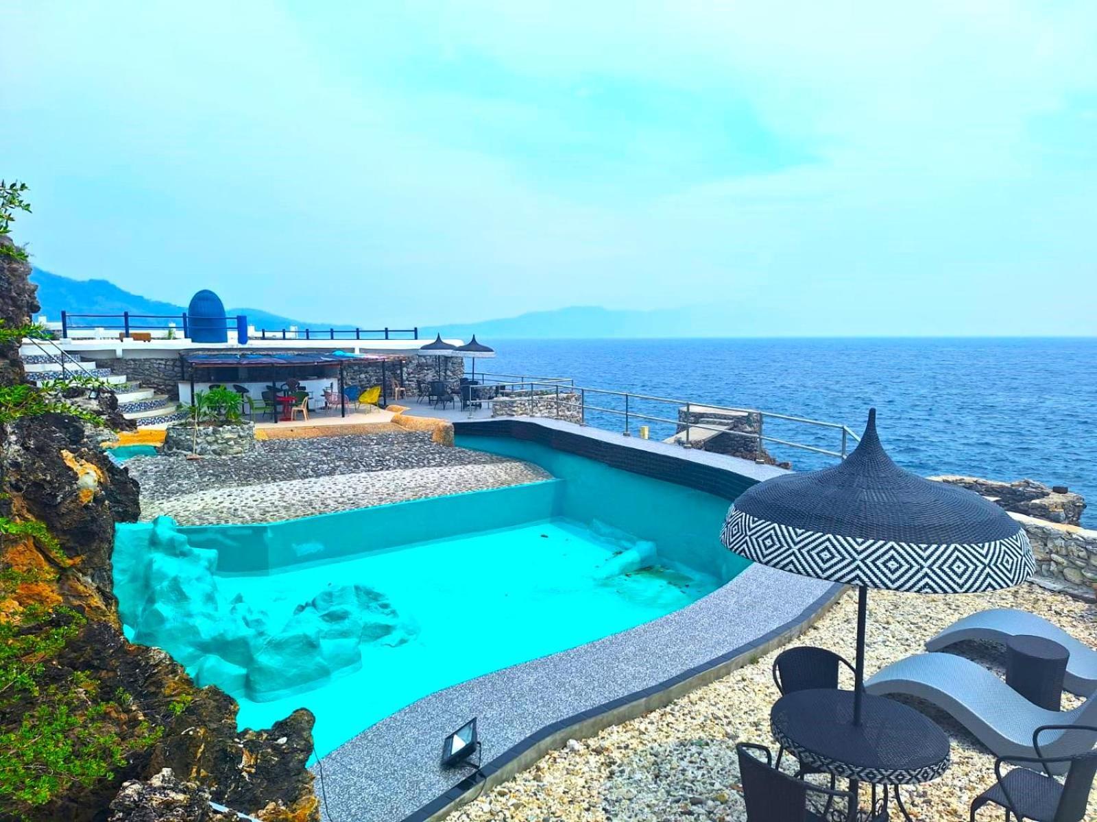 Utopia Island Resort Batangas Extérieur photo